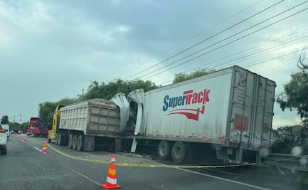 Accidente en la Toluca-Atlacomulco deja a un chofer atropellado; descendió del tractocamión por falla mecánica