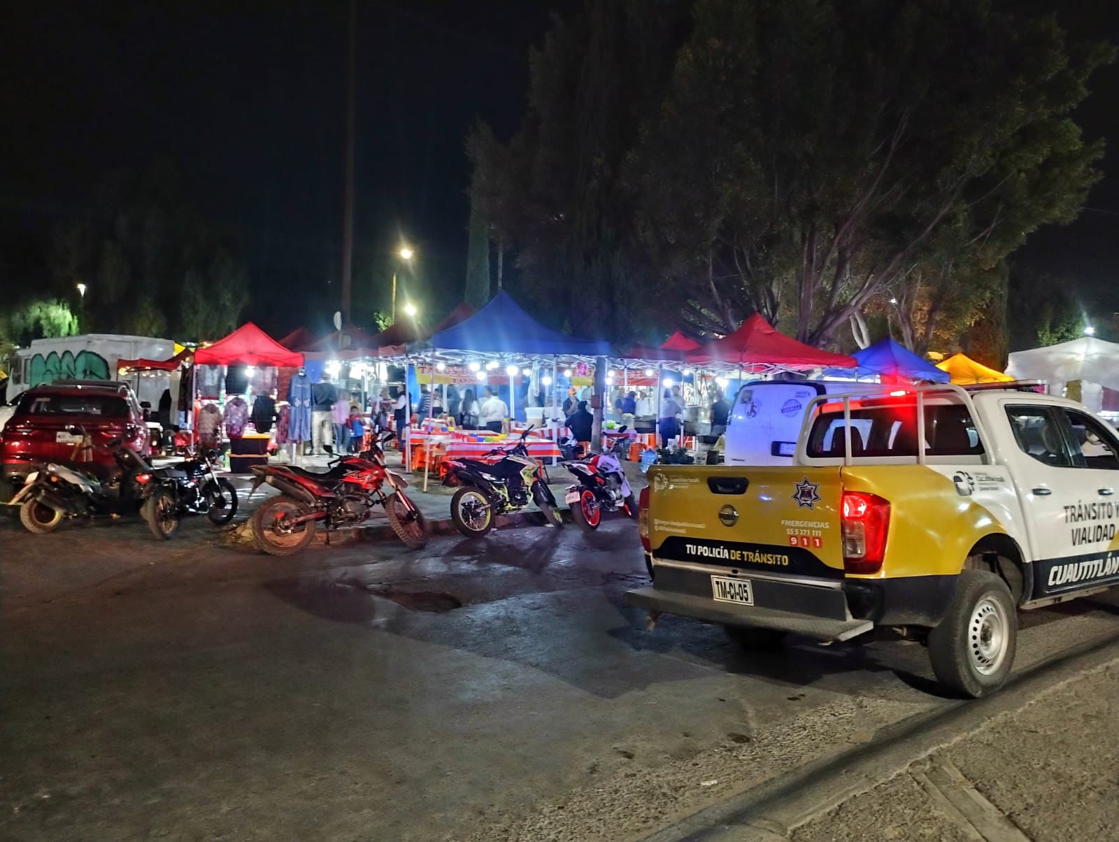 El Operativo Bazar Navideño busca brindar seguridad a los ciudadanos que acudan a realizar sus compras en los distintos puntos de venta del municipio. Foto Especial