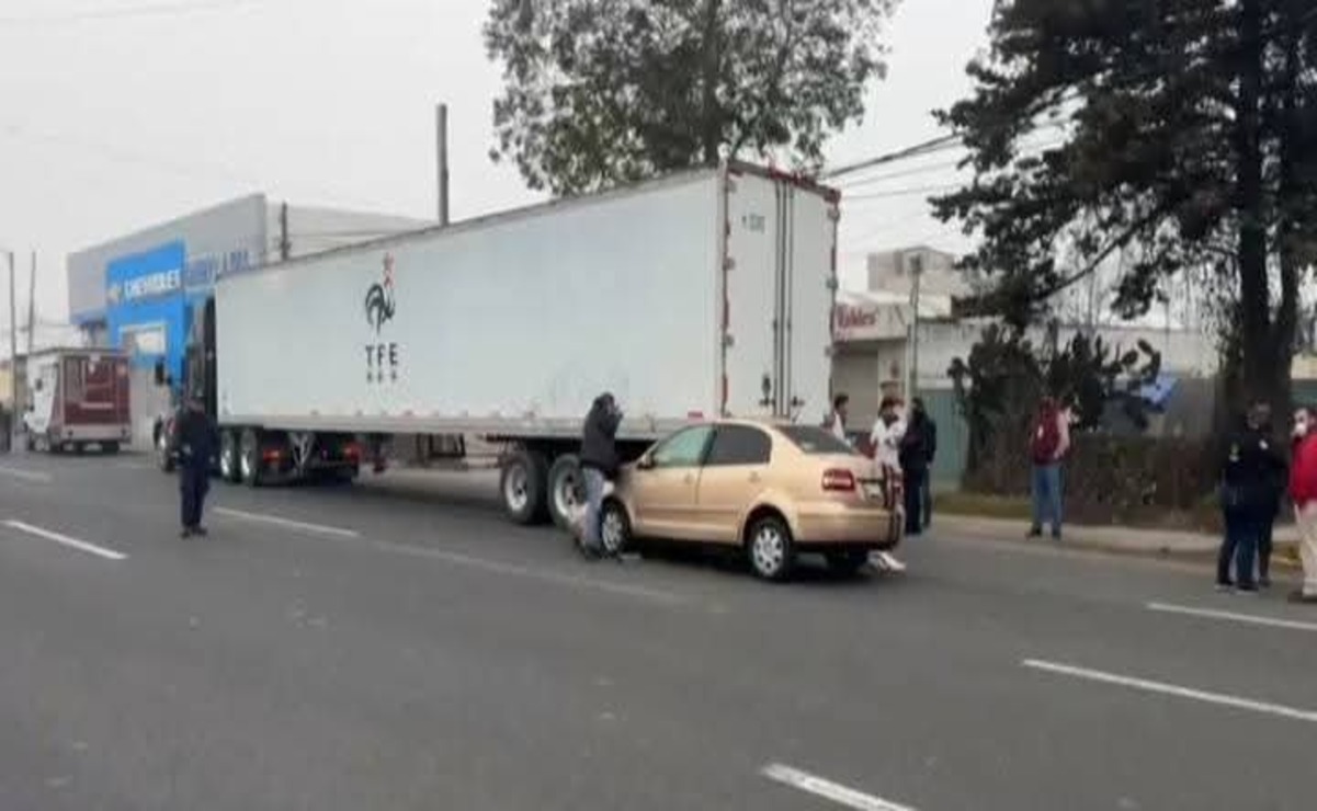 Toluca: Choque contra tráiler deja una mujer sin vida; el conductor se dio a la fuga