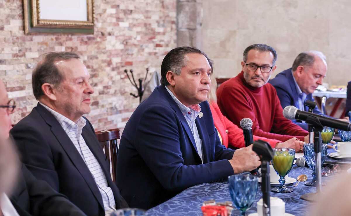 Ricardo Moreno Bastida también informó haber sostenido una reunión con integrantes de la Asociación Somos Toluca / Foto: Especial