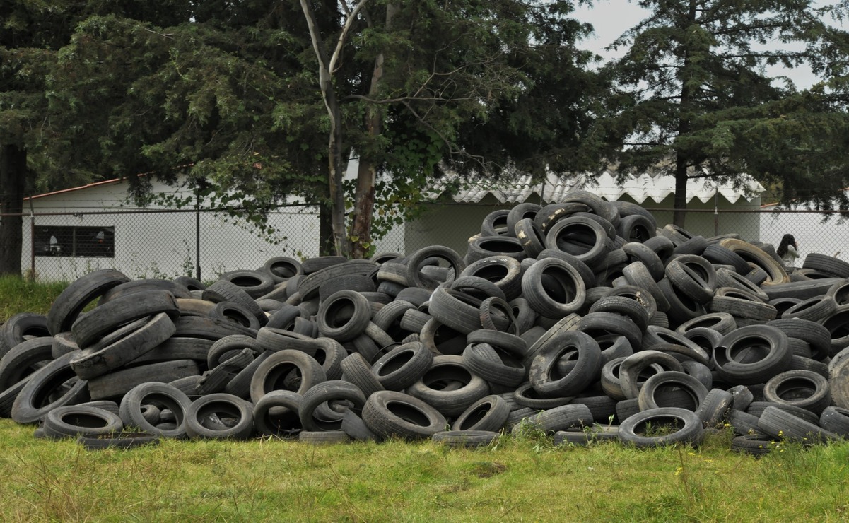 Las llantas recolectaras será llevadas a un centro de reciclaje. Foto: Especial.