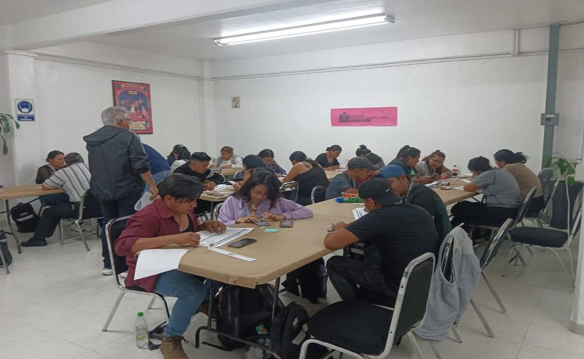 El INE Estado de México entregó las Listas Nominales de Electores definitivas con fotografía a los Consejos Distritales. Foto: Especial