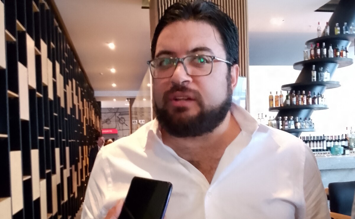 Isaac Montoya mencionó que no se debe estigmatizar a todo el gremio que se dedica a la peluquería. Foto: Rebeca Jiménez