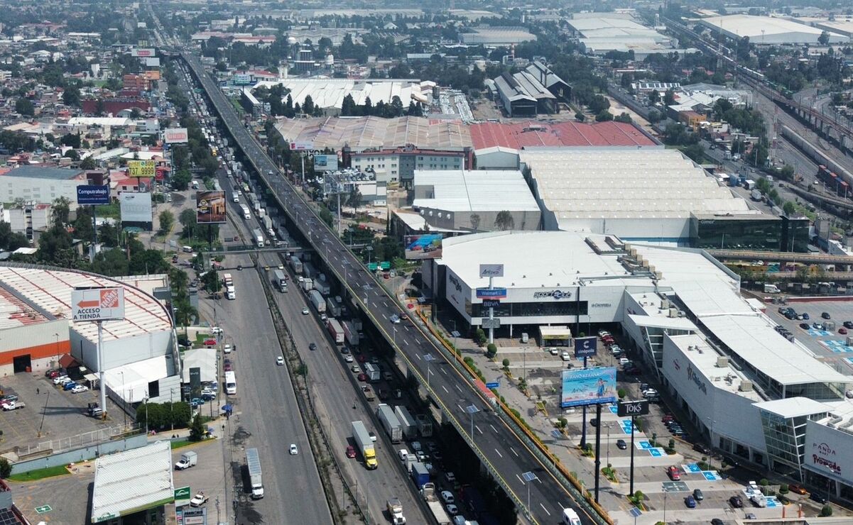 La situación se ha incrementado debido a encharcamientos en diferentes puntos de la México-Querétaro / Foto Arturo Contreras