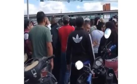 Video: Detienen a un hombre en Cuautitlán Izcalli por presuntamente fotografiar a estudiantes