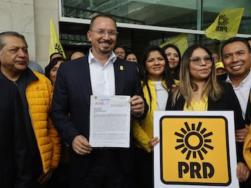 Presenta PRD solicitud para ser partido político local