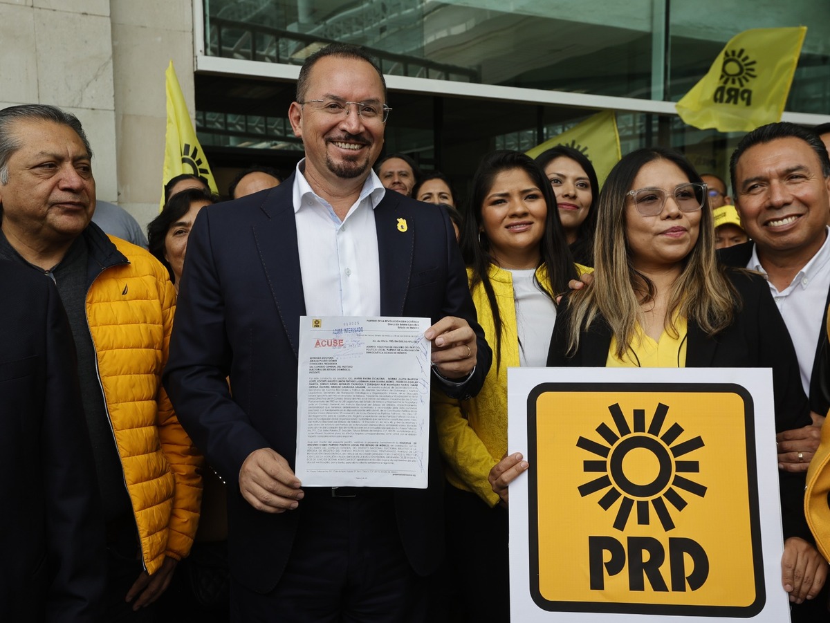 Presenta PRD solicitud para ser partido político local
