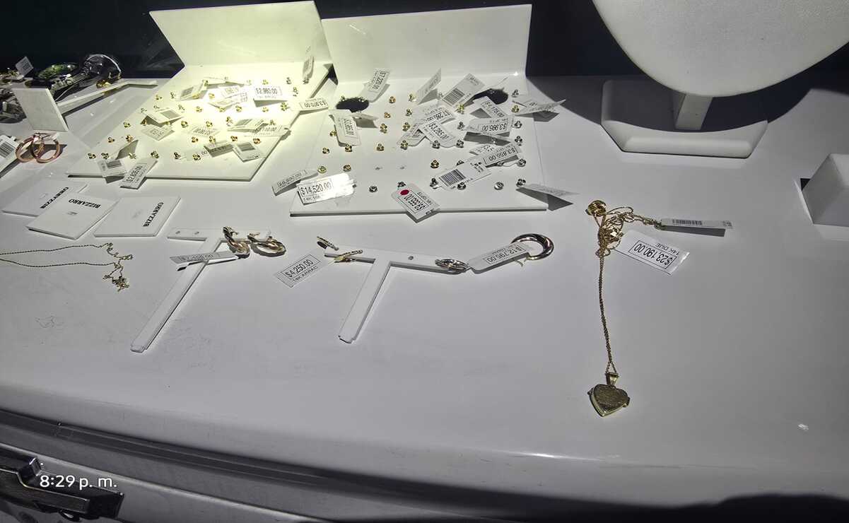 Los asaltantes sustrajeron de la joyería de Metepec un total de 146 piezas de oro de 14 y 24 quilates. Foto: Especial