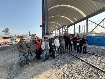 ¡Obras o paro! Vecinos de Tultepec exigen hechos y amenazan con detener el Tren Suburbano al AIFA
