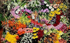 ¡Una obra de arte floral! Así luce la iglesia de Santa Ana Ixtlahuatzingo en Tenancingo