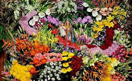 ¡Una obra de arte floral! Así luce la iglesia de Santa Ana Ixtlahuatzingo en Tenancingo