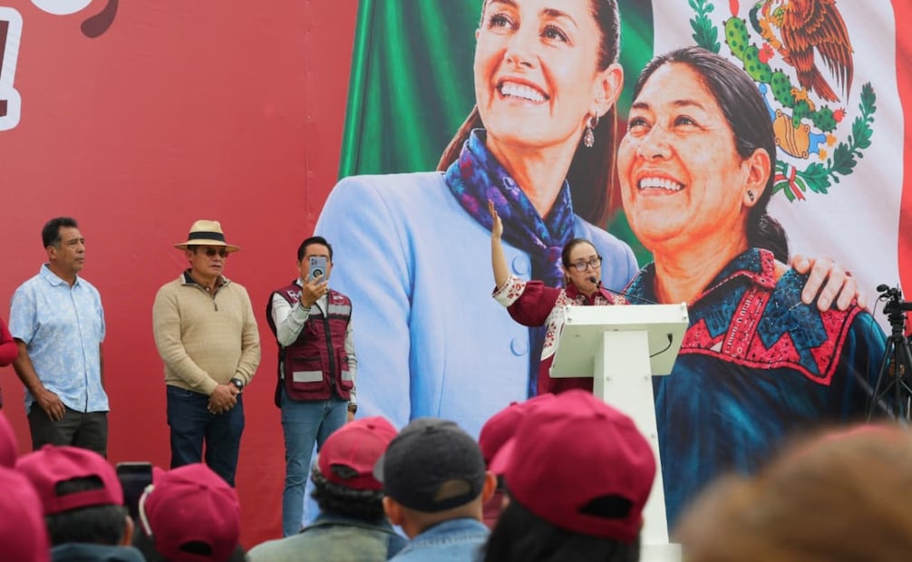 “A esos corruptos y a esas corruptas camuflajeadas les decimos desde aquí que ¡No volverán!”: Azucena Cisneros. Foto Especial