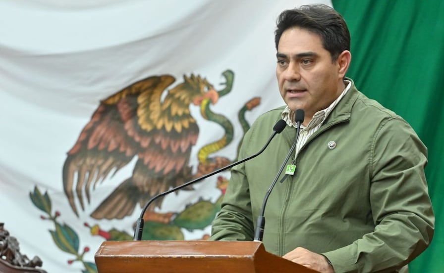 ¿Adiós a los carriles de rebase del Mexibús? Proponen eliminarlos en zonas de alto tráfico por caos vial

