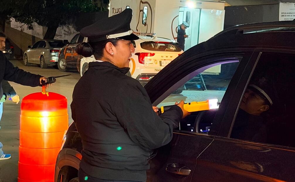 Durante los operativos del programa Conduce sin Alcohol, 74 personas dieron positivo en las pruebas de alcoholemia. Foto especial