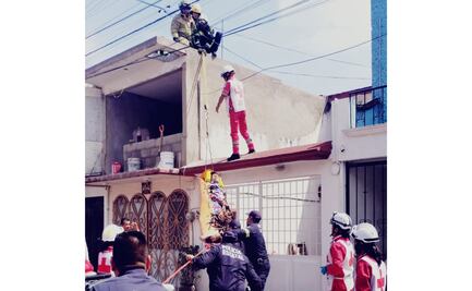 Joven resulta lesionado por una descarga eléctrica en Metepec