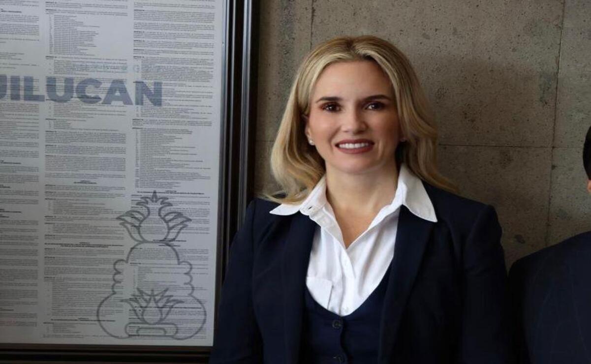 La alcaldesa Romina Contreras Carrasco indicó que el nuevo bando municipal de Huixquilucan fue aprobado por unanimidad de votos. Foto: Especial