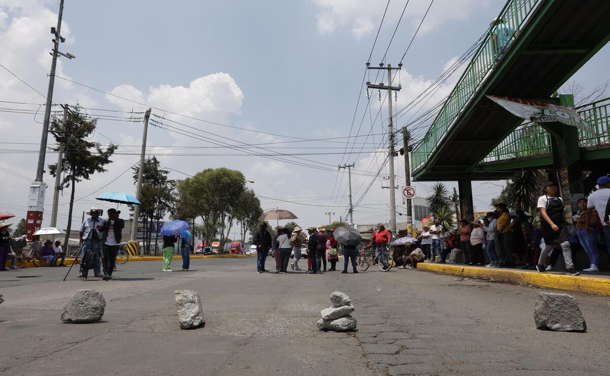 Gobierno municipal garantiza acceso al agua mediante pipas / Foto: Arturo Hernández