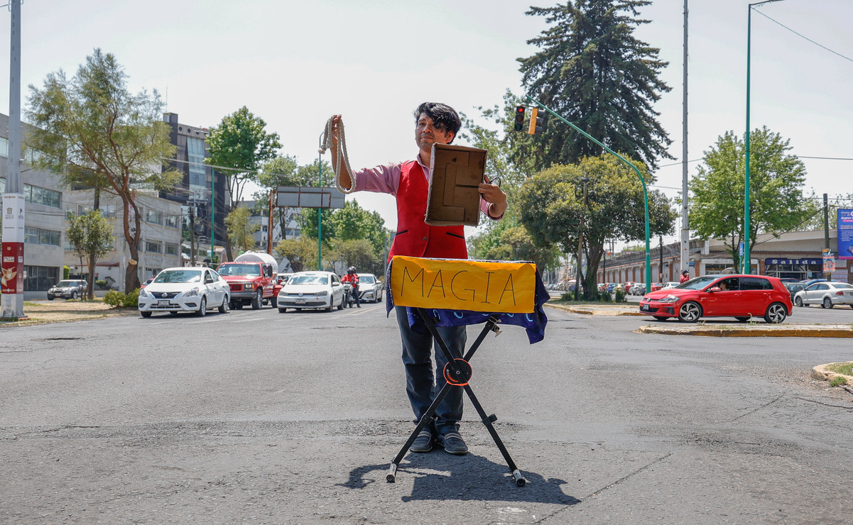 Entre semáforos y sonrisas: la historia de un payaso que conquista Toluca