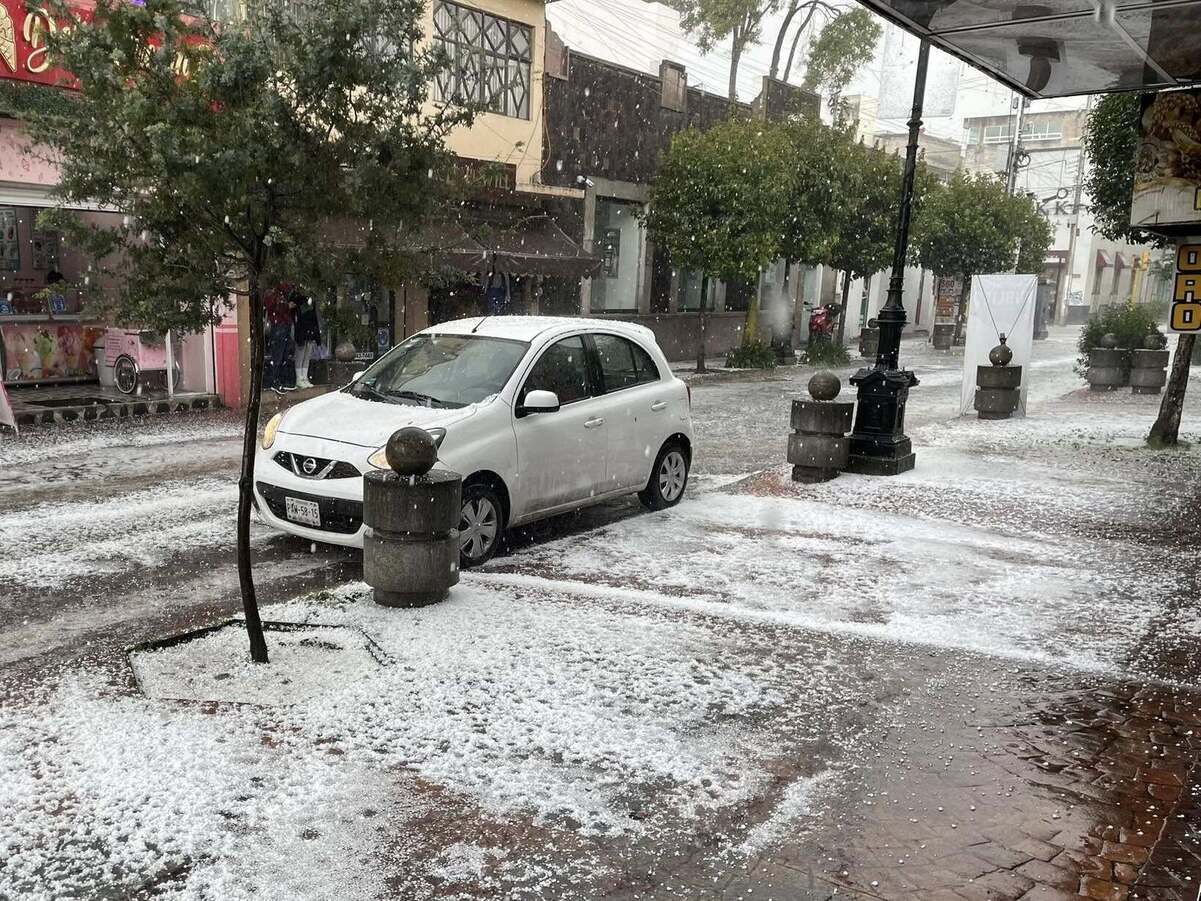 Esta tarde se registró lluvias de diversa intensidad y fuertes ráfagas de viento. Foto Especial