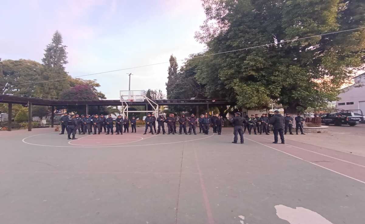 Elementos de la SSEM y de la Policía Municipal se concentraron para formar células. Foto: Especial