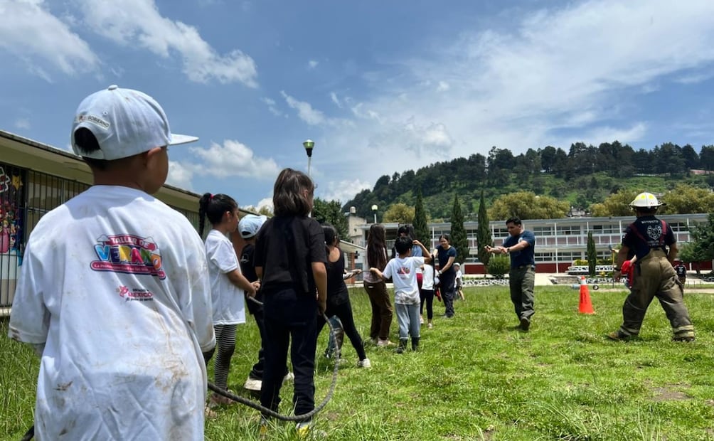 Con el fin de descentralizar las actividades, el curso se impartirá simultáneamente en seis municipios mexiquenses. Foto Especial