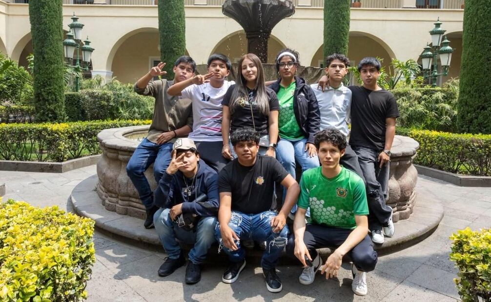 Los interesados deberán realizar su inscripción a través del portal oficial de becas de la máxima casa de estudios mexiquense. Foto Especial