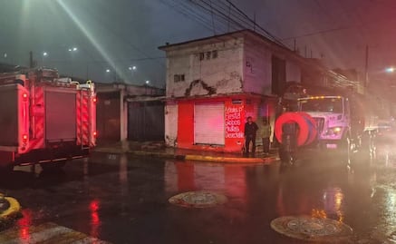Lluvias inundan avenidas principales de Tlalnepantla; PC y OPDM laboran con unidades vactor