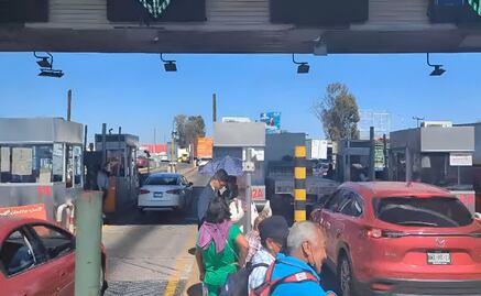 ¡Paso libre! Vecinos de Tultitlán liberan la caseta México-Querétaro tras exigir consulta popular