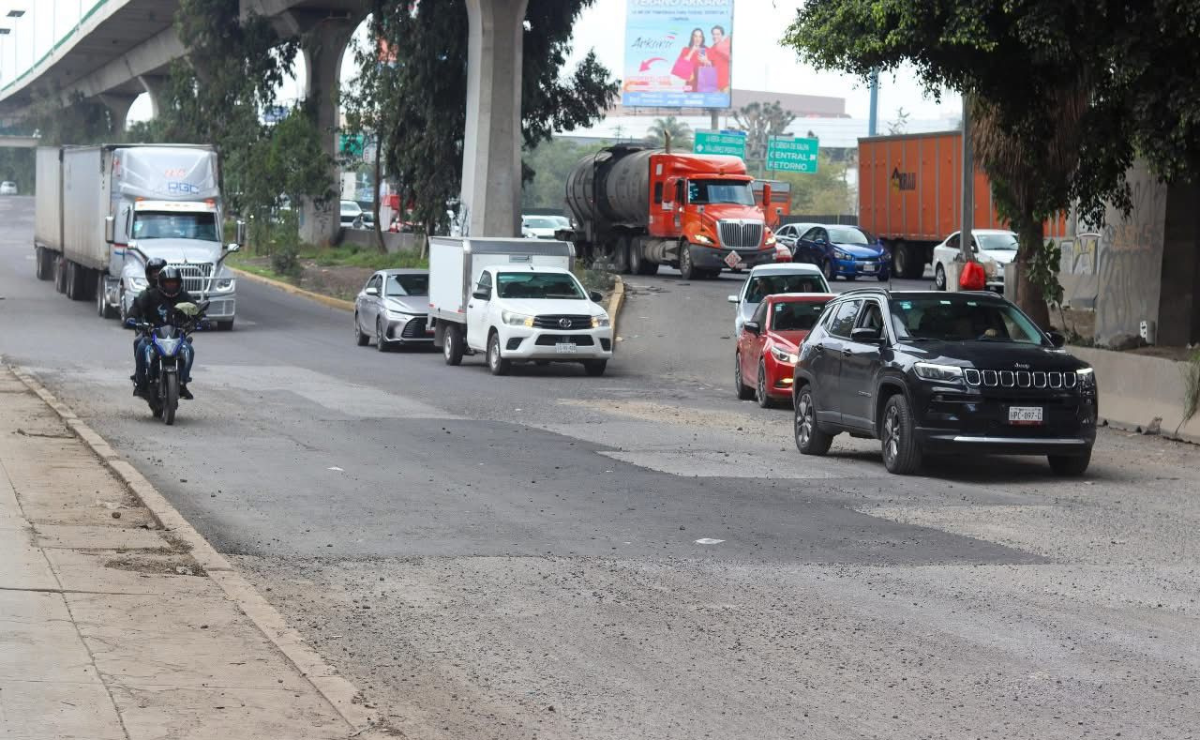 Bachean el Periférico Norte en Izcalli para agilizar el tráfico y acabar con los embotellamientos