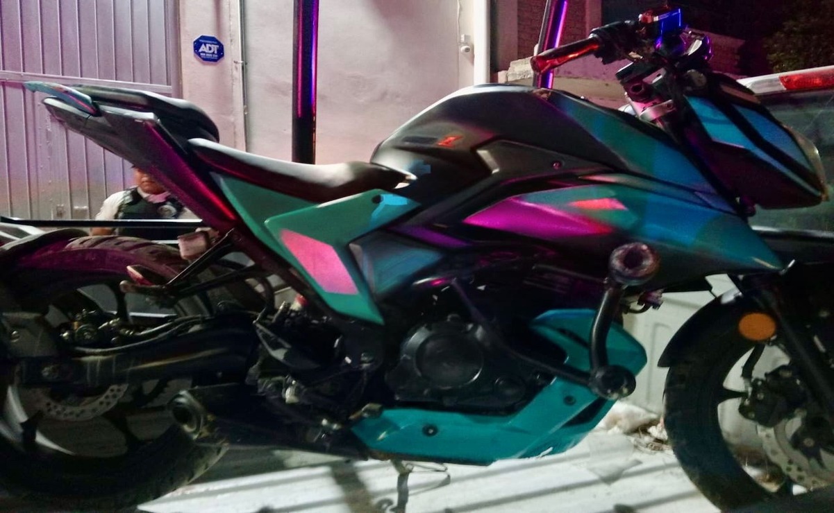 Uno de los sujetos involucrados fue detenido cuando conducía una motocicleta con reporte de robo. Foto: Especial
