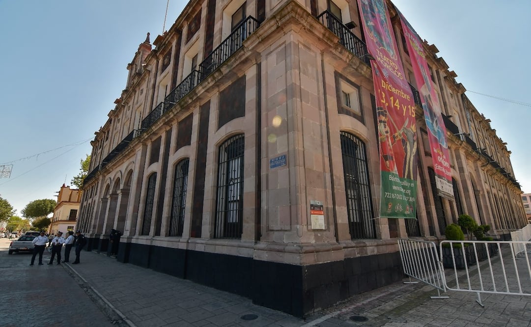 Los 125 municipios mexiquenses han acumulado una deuda de más de 28 mil millones de pesos por concepto de
demandas por despidos injustificados. Foto: Arturo Hernández