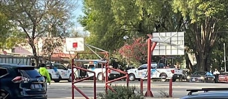 Asesinan a tres jóvenes en la colonia Villa de las Flores de Coacalco; hay un herido de gravedad