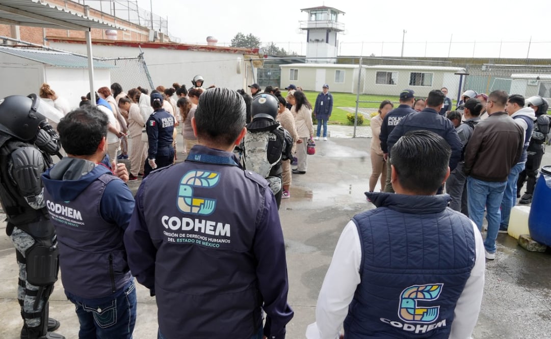 La CODHEM participó como observadora durante tres días en un operativo de revisión en el Centro Penitenciario de Santiaguito, en Almoloya de Juárez. Foto especial