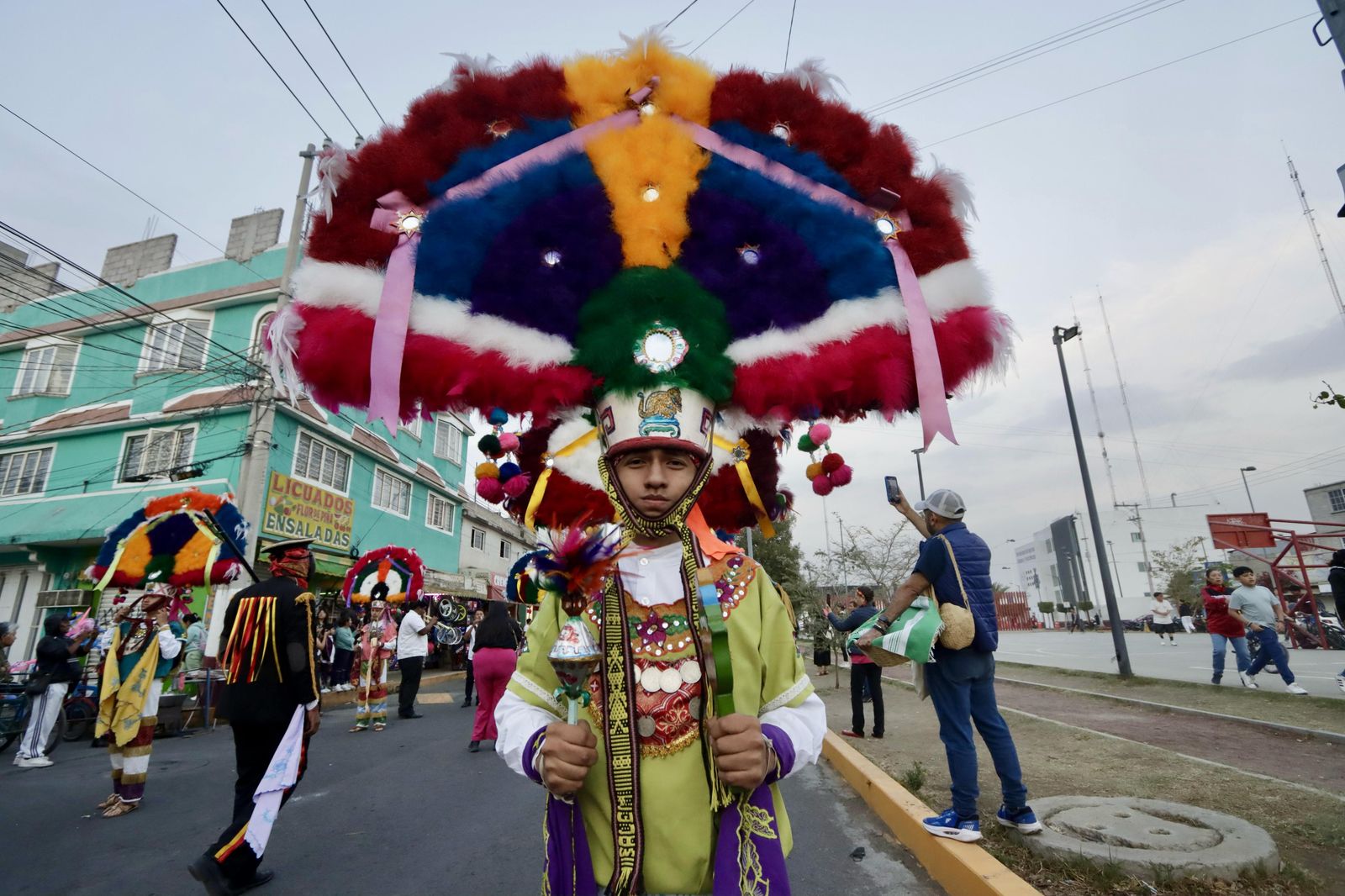 El festival incluyó danzas tradicionales, música, gastronomía y artesanías, mostrando la riqueza de la región. Foto Especial