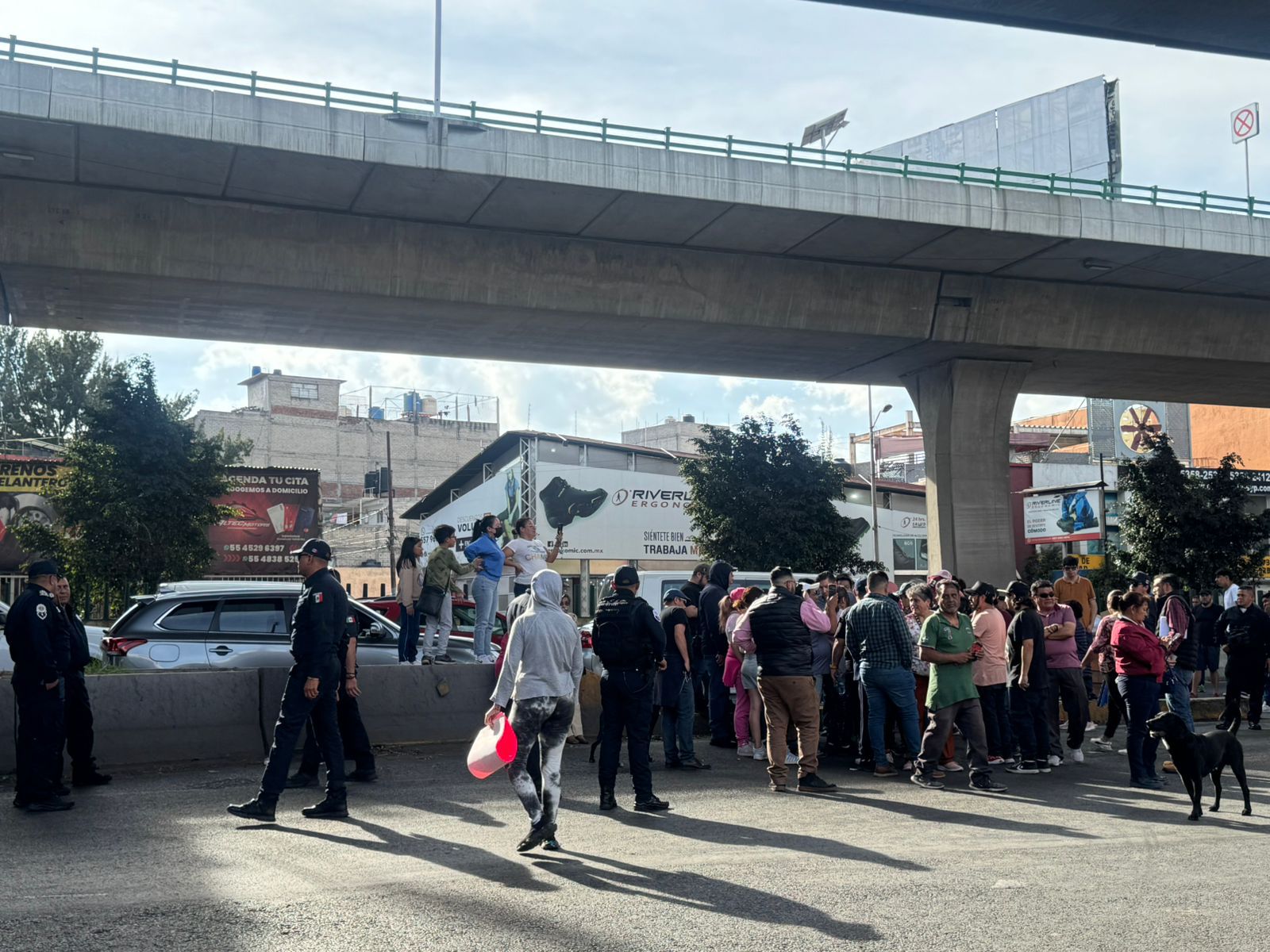 ¡Queremos agua!, fue la exigencia de los manifestantes del Edomex. Foto Especial