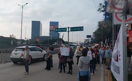 Vecinos bloquean laterales de Periférico Norte; exigen frenar bodegas en zona habitacional