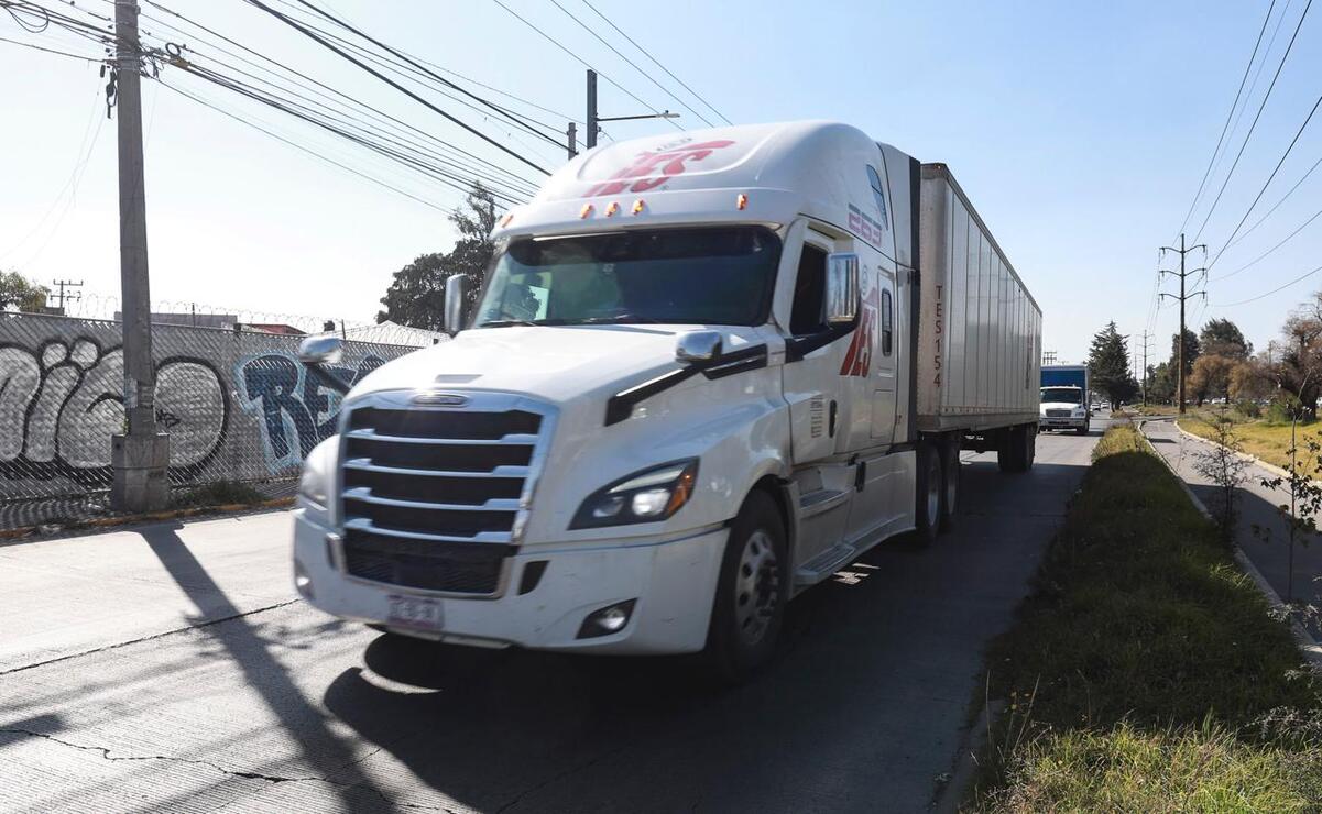 De acuerdo con datos de la Fiscalía General de Justicia del Estado de México, hubo una disminución en el robo a transporte de carga con violencia del 10.46% / Foto: Alejandro Vargas