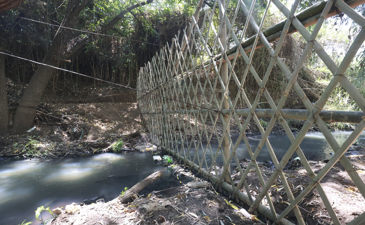 Los ríos que atraviesan por Tenancingo se han convertido en el principal punto de acumulación de basura.  Foto: Alejandro Vargas / El Universal Estado de México