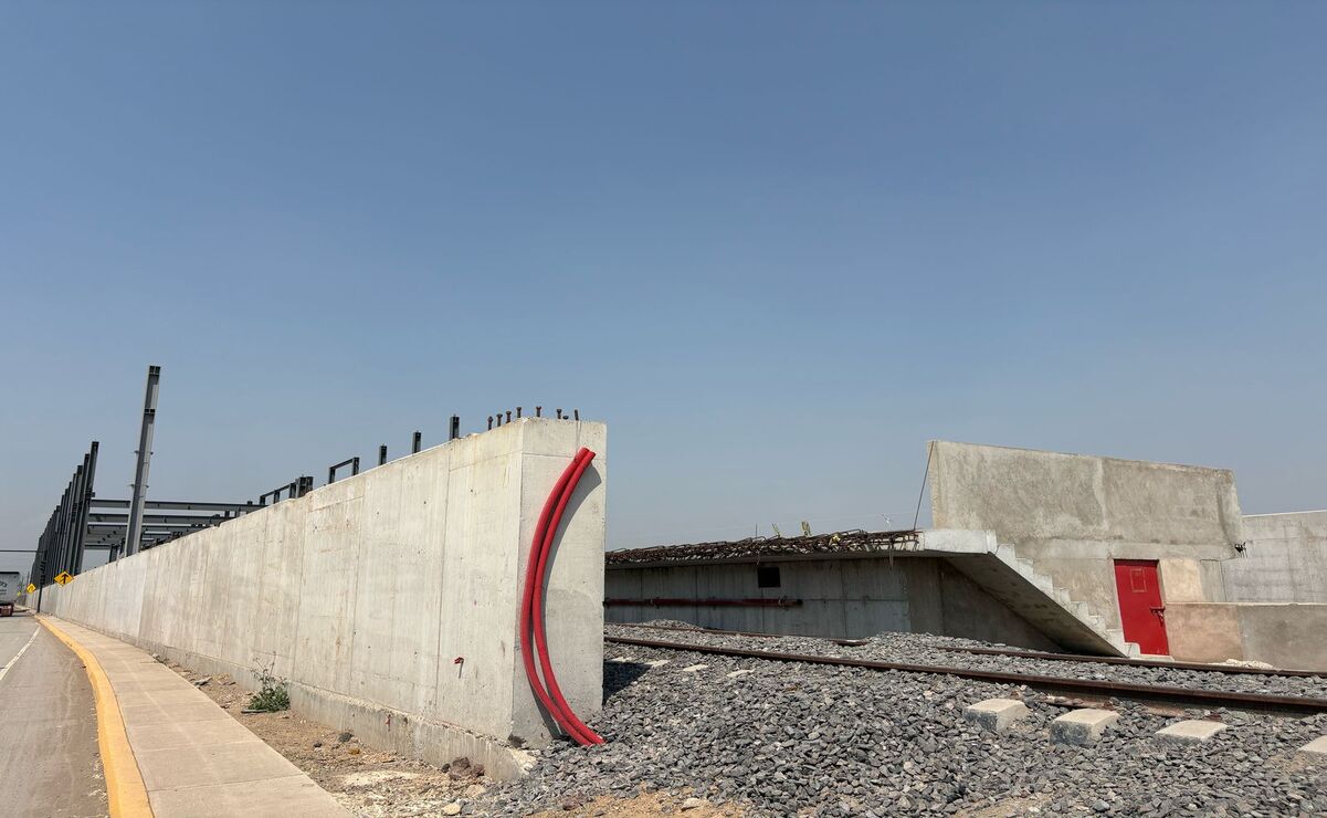 La liberación del derecho de vía es para la construcción de los trenes de
pasajeros AIFA–Pachuca y Ciudad de
México –Querétaro / Foto Archivo El Universal