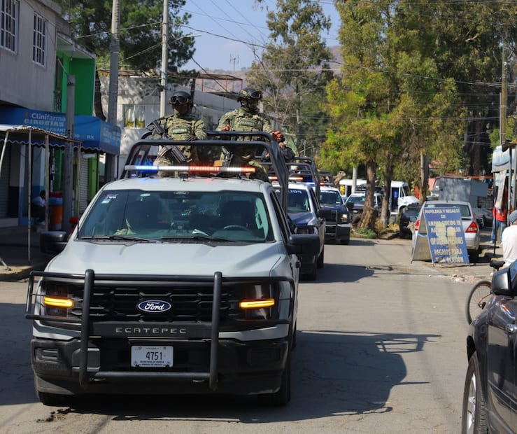 Al salir de la ciudad, las autoridades recomiendan no publicar sus planes en redes sociales para evitar el robo a casa habitación. Foto Especial