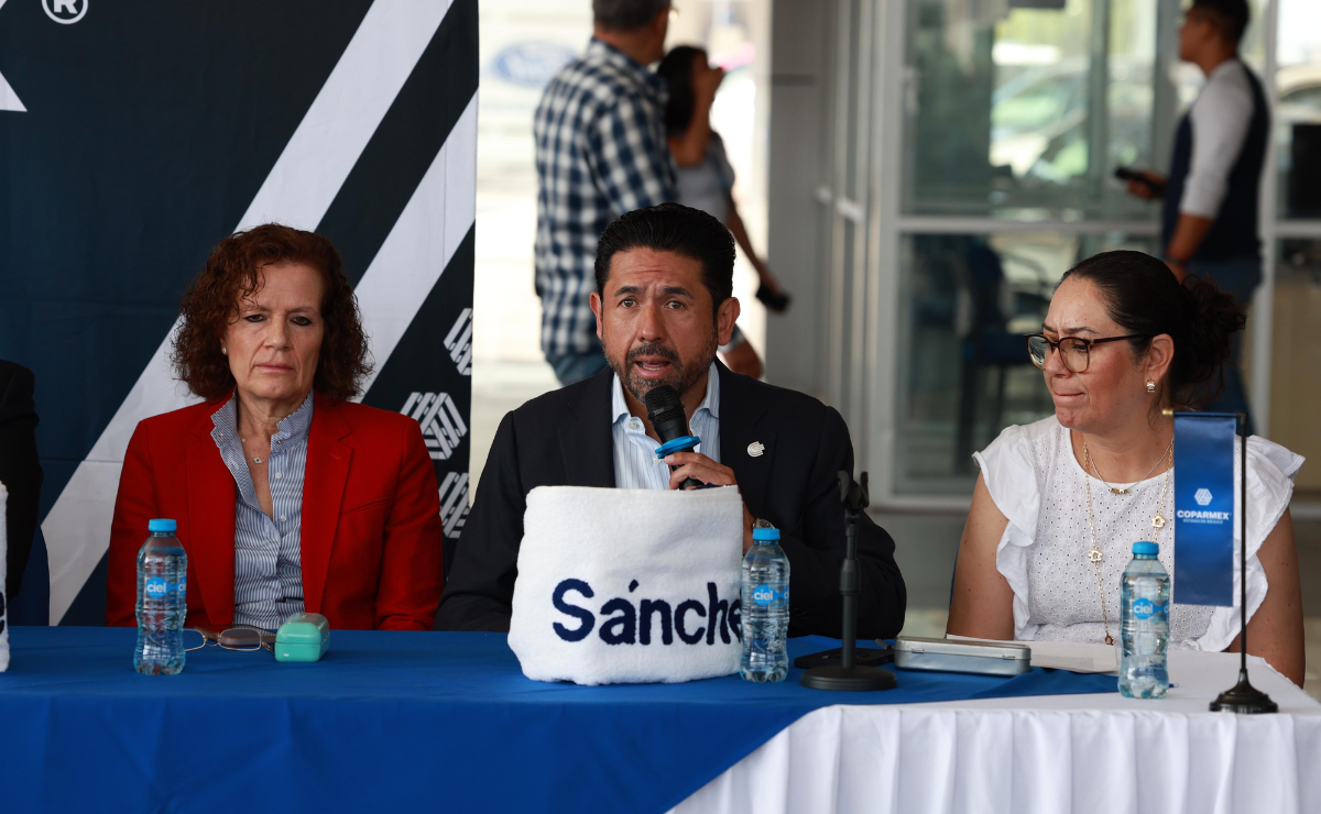 Empresarios de Toluca alzan la voz ante la crisis generada por el ambulantaje. Foto: Alejandro Vargas
