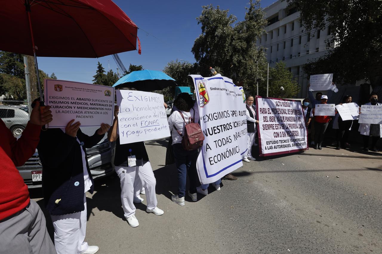 Denuncian quincenas pendientes y la falta de insumos. Foto Jorge Alvarado