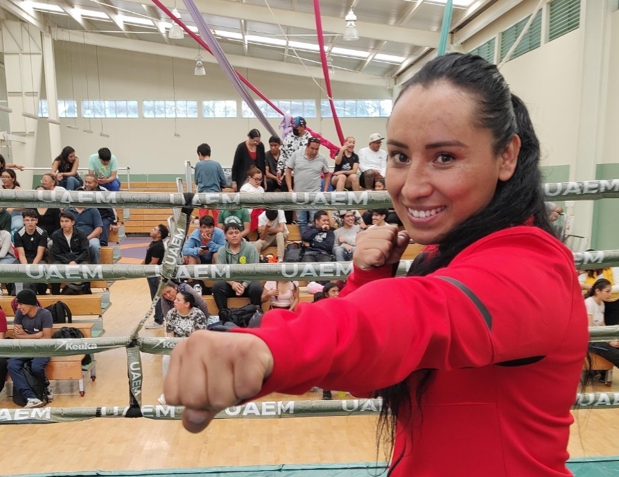 "La Pantera" Flores promueve el box