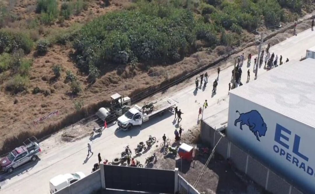 Operativo policiaco termina con un elemento herido y dos patrullas con daños