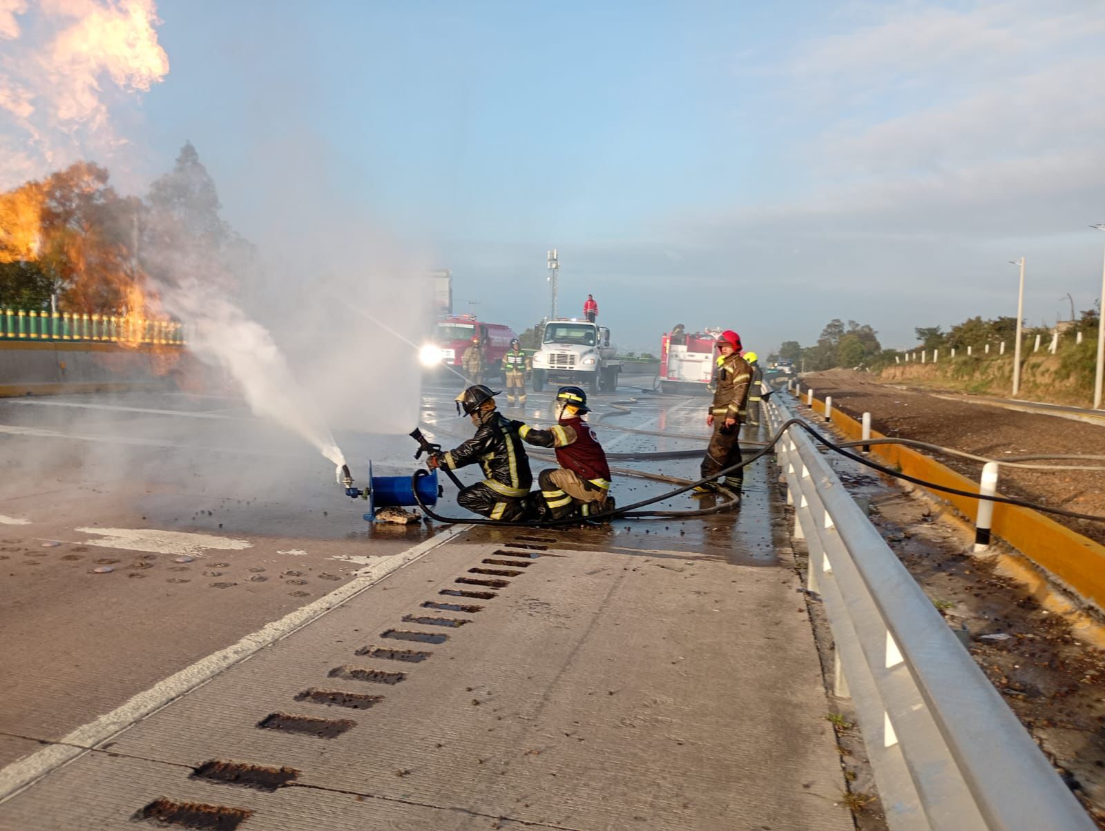El conductor resultó lesionado, informó Protección Civil del Estado de México / Foto Especial
