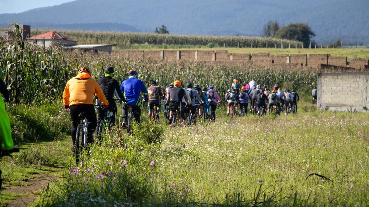 30 aficionados y deportistas realizaron la Rodada de Montaña y Senderismo. Foto especial