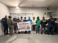 Detienen a 7 con arsenal y cargamento de "cristal" en Ecatepec