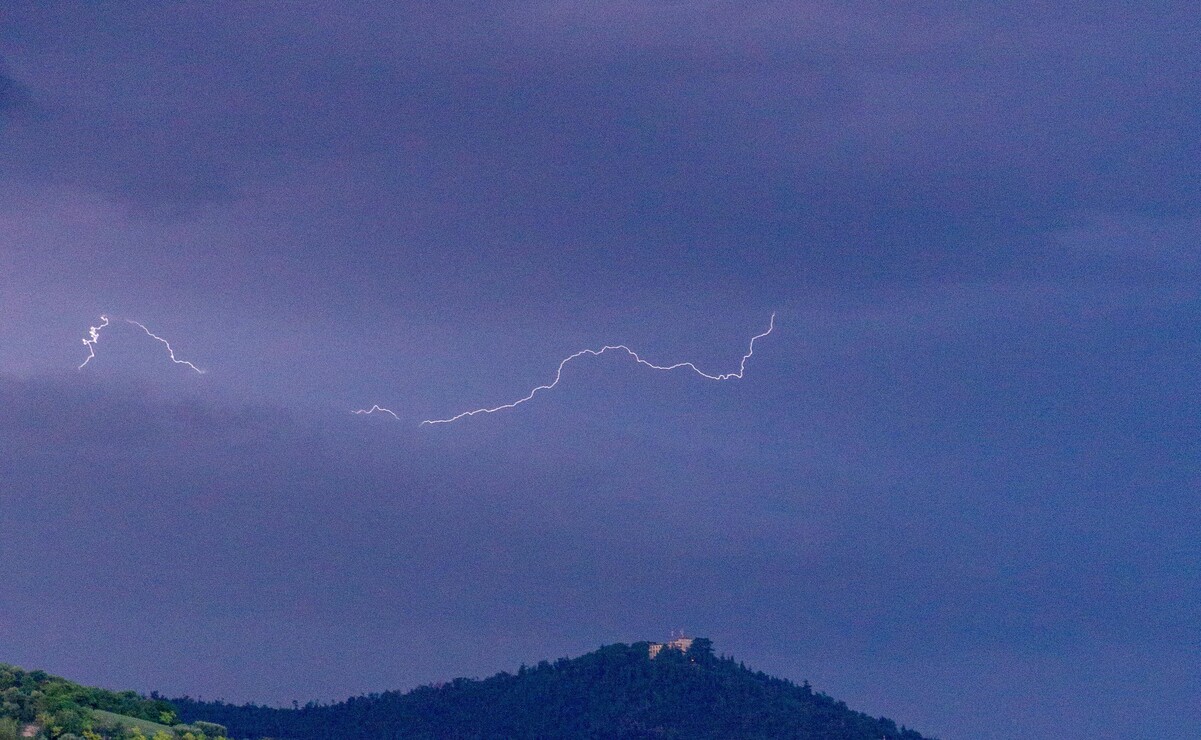 En el valle de México habrá posibles descargas eléctricas / Foto: Especial