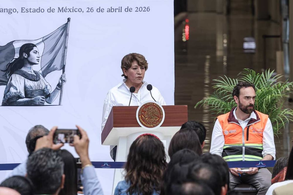 La gobernadora de la entidad mexiquense también agradeció a la presidenta de México, Claudia Sheinbaum Pardo, por poner al pueblo en el centro de las decisiones para seguir construyendo condiciones de bienestar. Foto: Gabriel Pano
