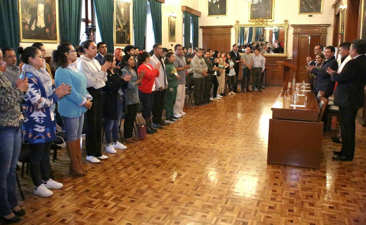La ceremonia de la entrega del "Premio Municipal del Deporte 2024” se llevo a cabo en el Salón de Presidentes del Ayuntamiento de Toluca. Foto: Especial